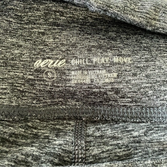 Aerie High-Waisted Warmup Leggings - Picture 7 of 9